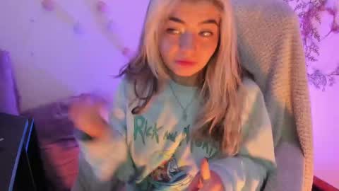   online show from December 3, 1:30 am