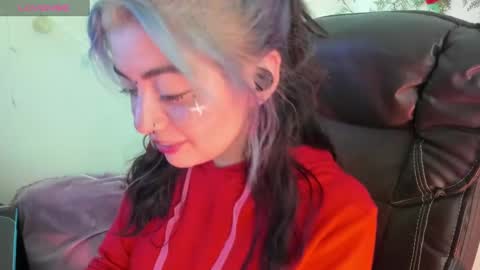   online show from March 1, 5:31 am