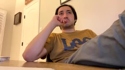 Snapshot of samplenini chatting on December 16, 10:08 am crazy runt online show from December 16, 10:08 am