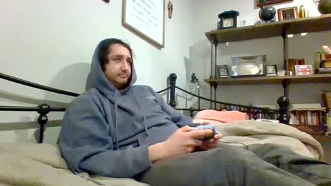 Snapshot of samplenini chatting on February 24, 6:27 am crazy runt online show from February 24, 6:27 am