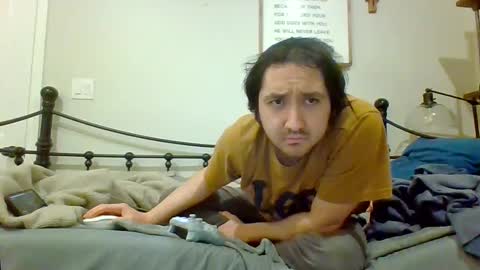 Snapshot of samplenini chatting on February 25, 2:25 am crazy runt online show from February 25, 2:25 am