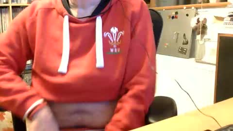 Snapshot of samsenior70 chatting on November 26, 12:11 am Sam online show from November 26, 12:11 am