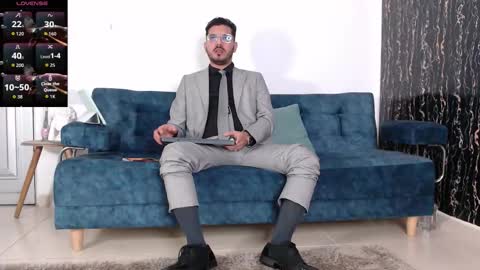 Snapshot of samuelcoopper chatting on November 27, 7:27 pm Samuel Coopper online show from November 27, 7:27 pm