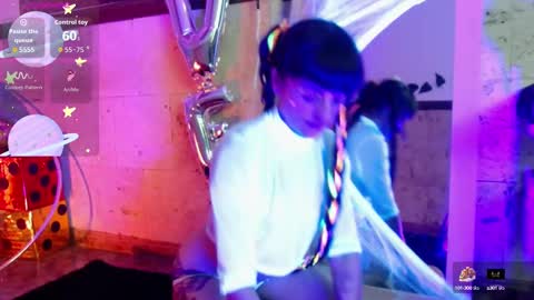 Snapshot of samy_hoops chatting on October 4, 12:14 pm Sammy online show from October 4, 12:14 pm