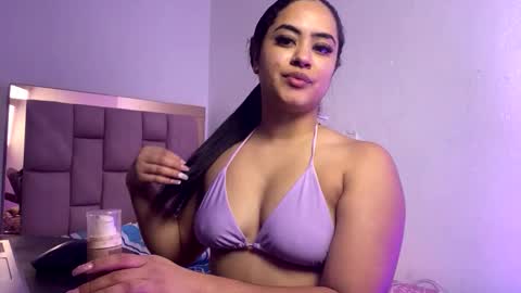 Snapshot of samyrosss6 chatting on December 17, 9:10 pm Samy online show from December 17, 9:10 pm