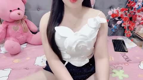 sanami_sian_ online show from November 4, 3:16 am