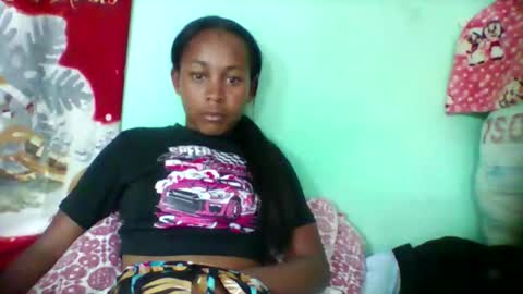 sandra1253099 online show from September 20, 7:04 pm