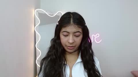 sandyy_tay online show from November 9, 11:30 am