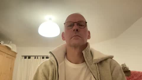 santaclausonice online show from November 20, 10:31 pm