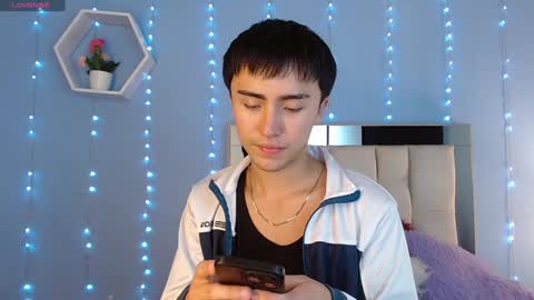 santi_fabulous online show from December 3, 9:23 pm