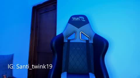 Snapshot of santi_twink19 chatting on February 11, 7:05 pm santi_twink19 online show from February 11, 7:05 pm