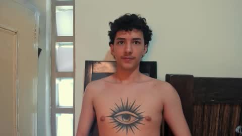 Snapshot of santi_twink19 chatting on October 14, 7:58 pm santi_twink19 online show from October 14, 7:58 pm