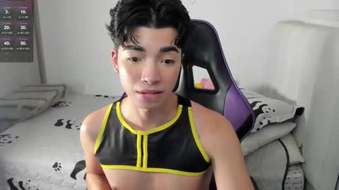 Mr. Santiago online show from February 9, 4:29 pm