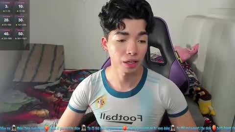 Mr. Santiago online show from March 6, 4:28 pm