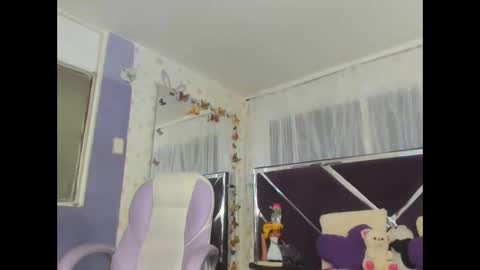 santy online show from November 8, 4:29 pm