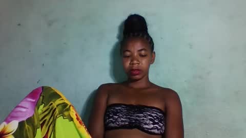 Snapshot of sanyah0123 chatting on November 26, 4:35 am sanyah0123 online show from November 26, 4:35 am