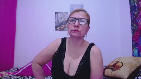 sara online show from December 31, 12:15 pm