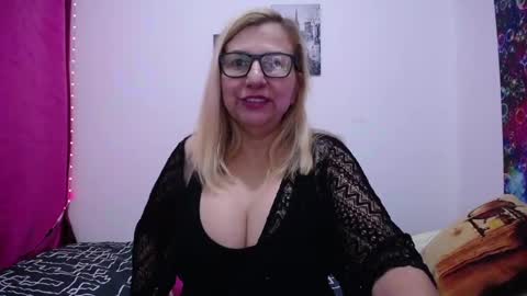 sara online show from February 26, 1:08 pm