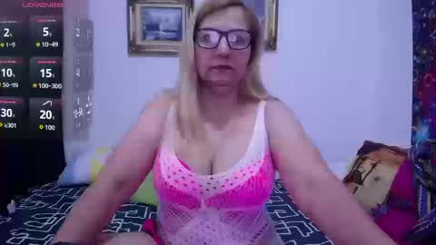 sara online show from September 26, 2:32 pm