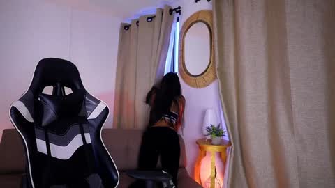 Sara  online show from December 14, 12:44 pm