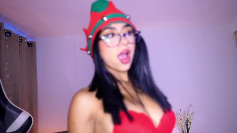 Sara  online show from December 24, 12:55 pm