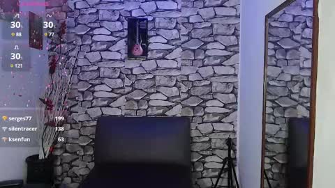 Snapshot of sara_alvarez_ chatting on February 13, 8:27 am Sara online show from February 13, 8:27 am