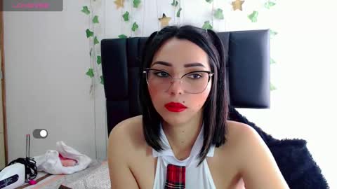 Snapshot of sara_arias00 chatting on October 3, 3:20 pm Sara online show from October 3, 3:20 pm