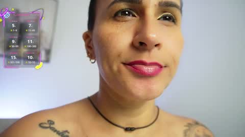   online show from October 11, 11:25 pm