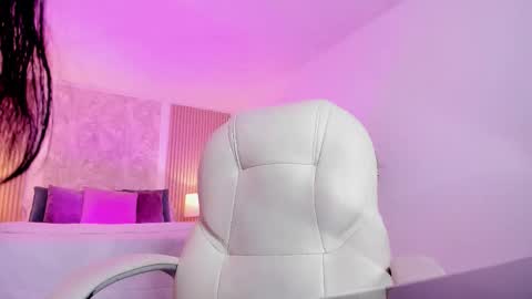 Sara online show from December 2, 7:31 pm