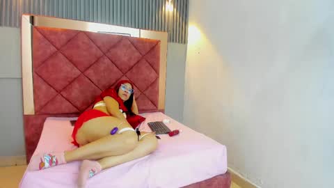 sara online show from October 31, 1:56 pm