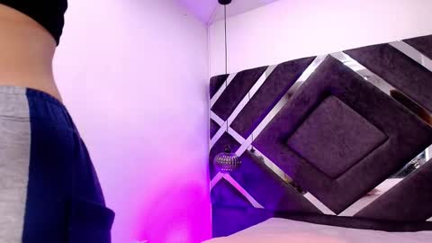 sara_lopee1 online show from October 2, 11:50 am