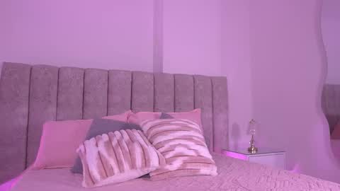 sara_lopee1 online show from November 14, 11:53 am