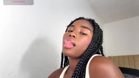 Sara online show from October 2, 11:45 pm