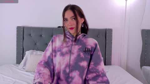 Sara online show from September 10, 2:06 pm