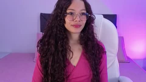 sara  online show from September 11, 1:22 pm