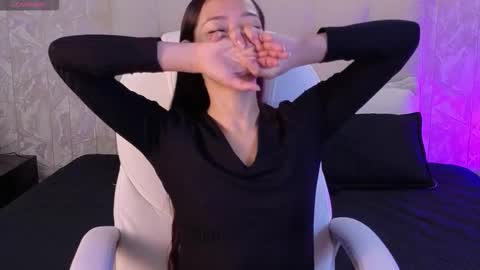 sara  online show from October 7, 12:46 pm