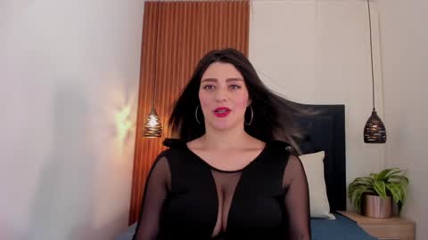  -  online show from December 9, 7:39 pm