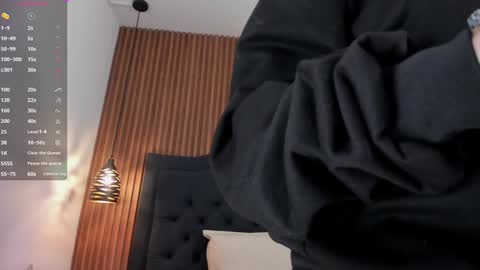  -  online show from December 28, 10:36 am