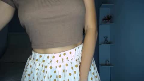 Snapshot of sara_tris chatting on November 23, 1:49 am Sara online show from November 23, 1:49 am