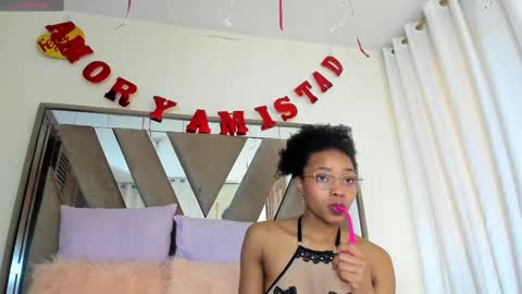 SARA 730 A 200 PM  online show from September 25, 1:37 pm