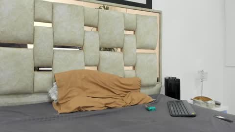 sara online show from January 23, 9:39 am