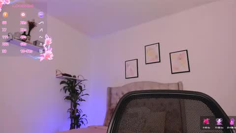 Sara online show from February 28, 1:36 pm