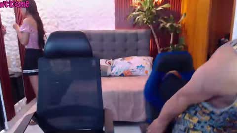 Snapshot of saraclub_jy chatting on March 3, 8:11 pm saraclub online show from March 3, 8:11 pm