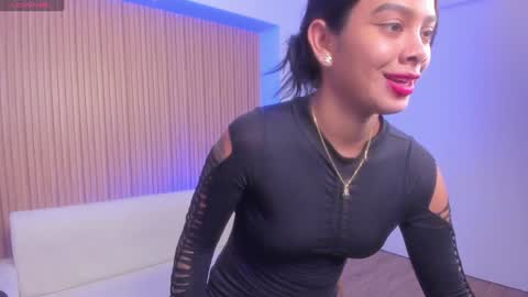 Sara  Everyday From 1430 to 2130 Col Time online show from December 31, 1:04 am