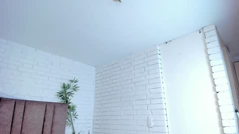 Sara  Everyday From 1430 to 2130 Col Time online show from January 11, 9:57 pm