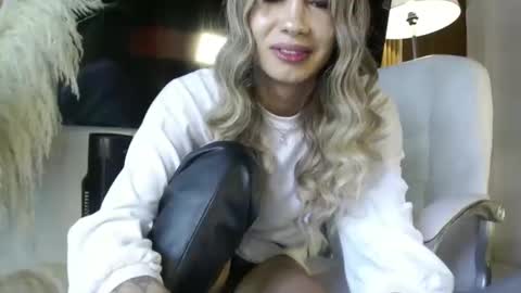 CALL ME LOVE SARITA online show from October 3, 6:38 pm