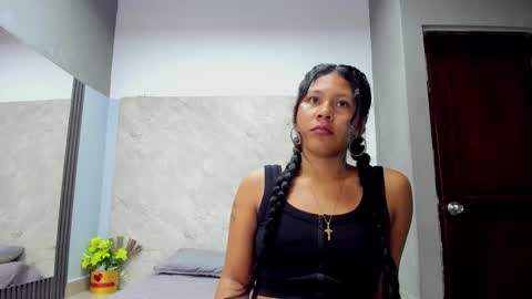 Sarah online show from November 3, 11:55 am