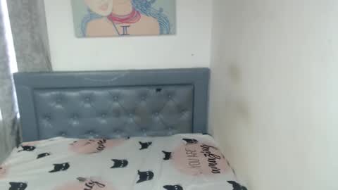 sarah online show from October 20, 6:52 pm