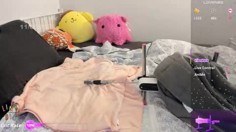 Snapshot of sarah_e_xx chatting on November 7, 1:16 am Sarah online show from November 7, 1:16 am