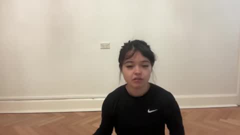 Snapshot of sarah_heart_aus chatting on December 28, 9:51 pm Sarah Heart Aus online show from December 28, 9:51 pm